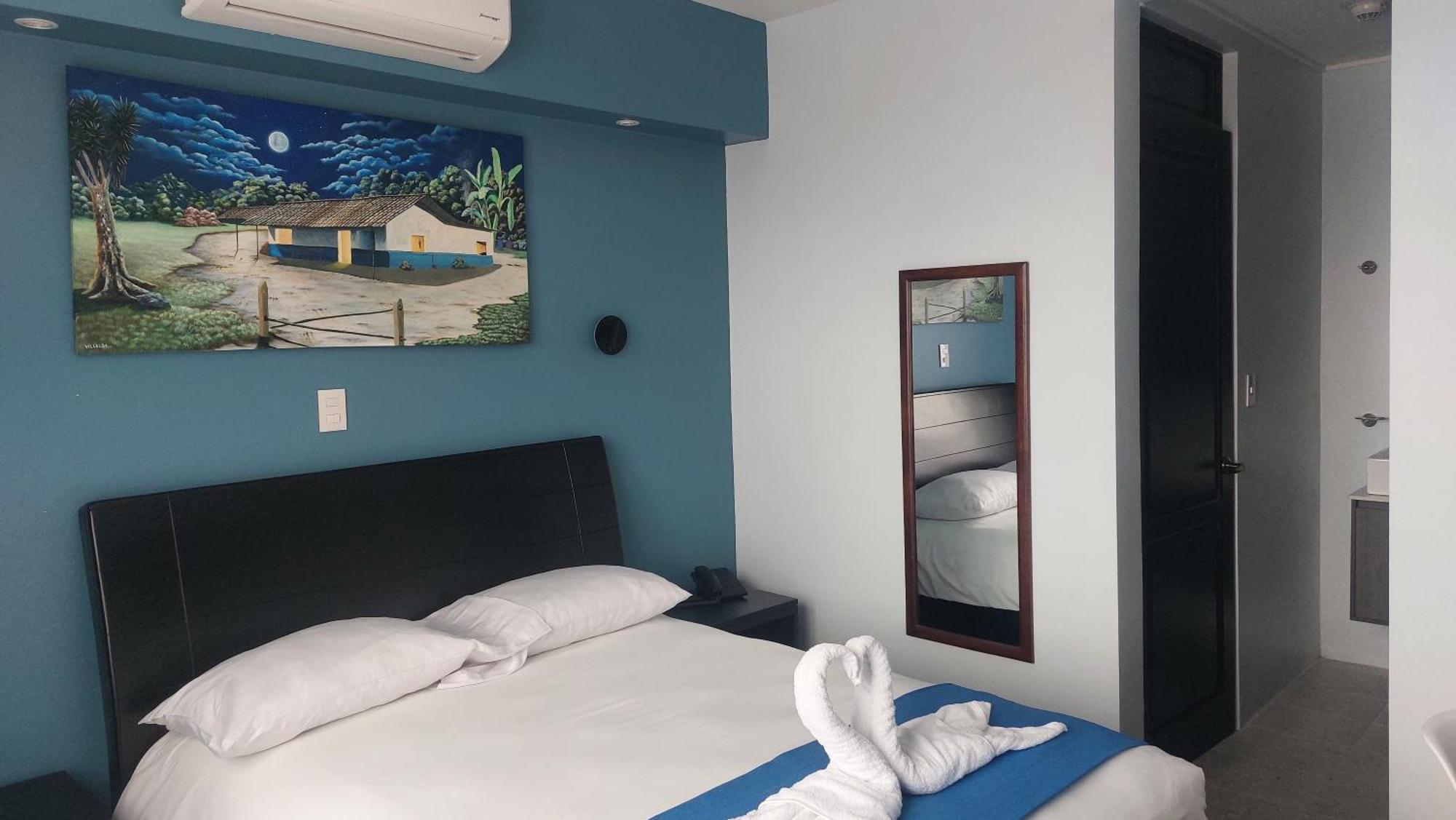 Hotel Luckys San Isidro De El General Buitenkant foto